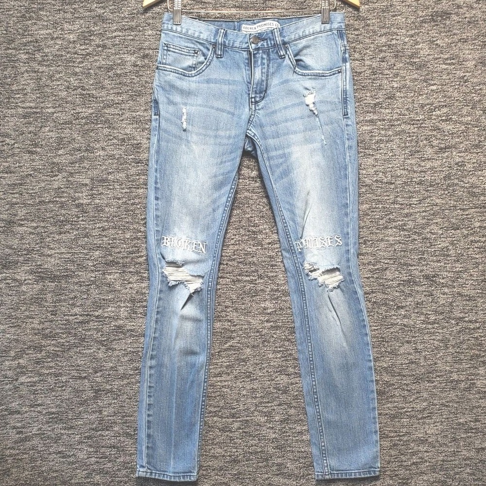 Broken Promises Embroidered Jeans 28 Light Wash Distressed Ripped Skinny Old Eng